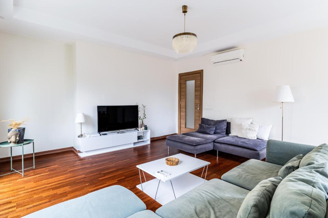 Spacious Flat Near Bagdat Avenue In Suadiye Apartment อิสตันบูล ภายนอก รูปภาพ