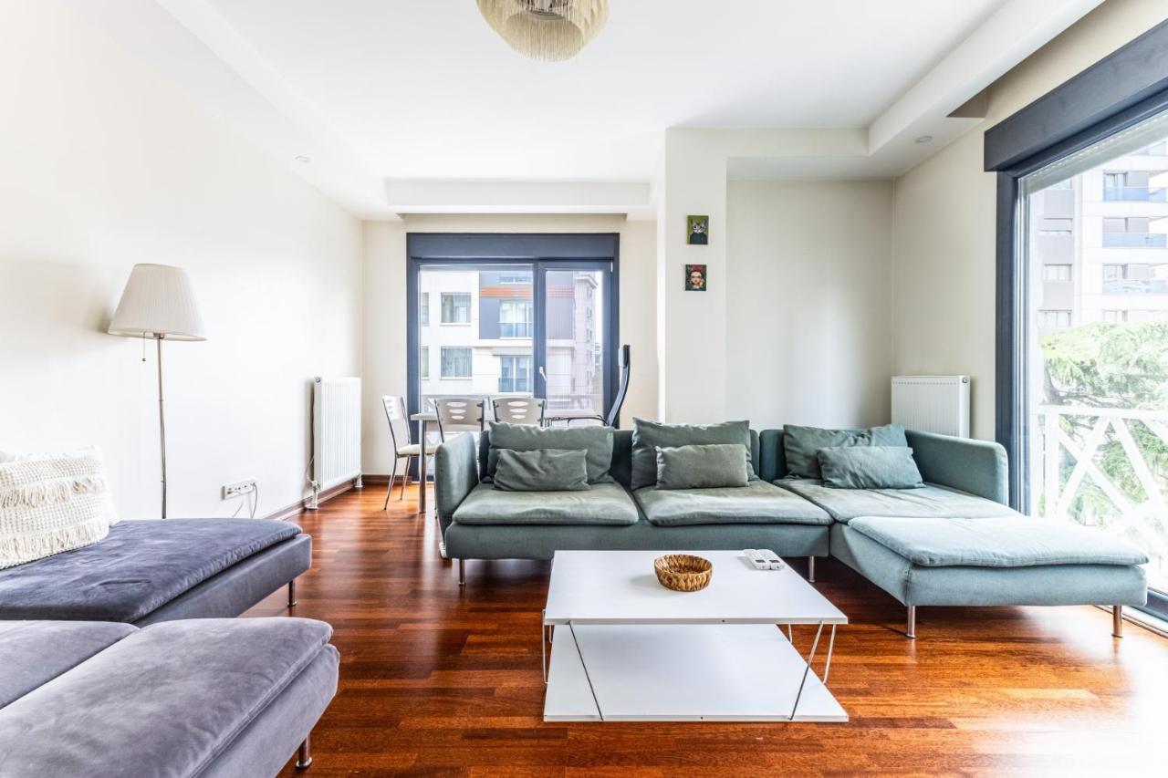 Spacious Flat Near Bagdat Avenue In Suadiye Apartment อิสตันบูล ภายนอก รูปภาพ